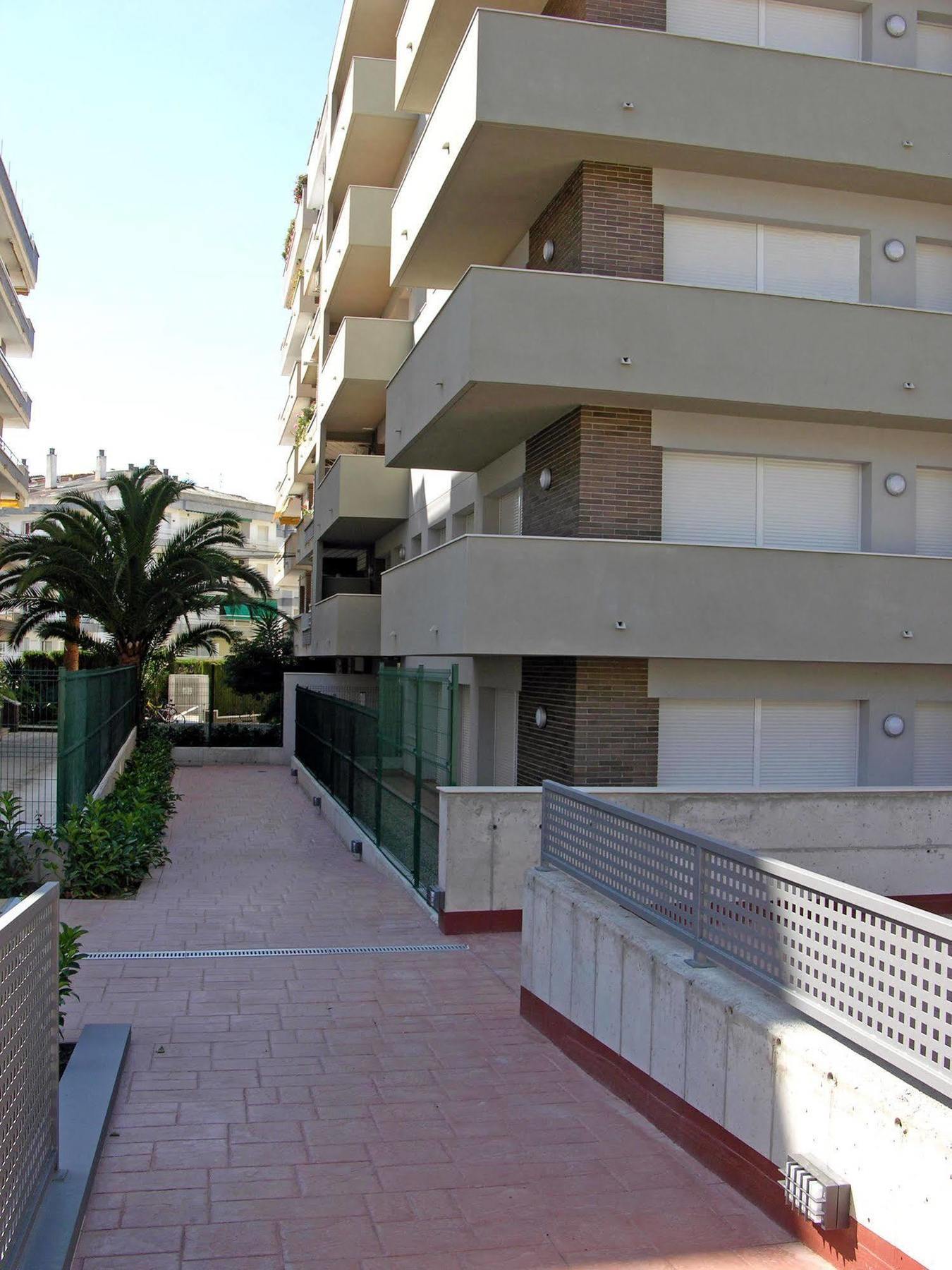 Salou Med Apartamentos Ngoại thất bức ảnh